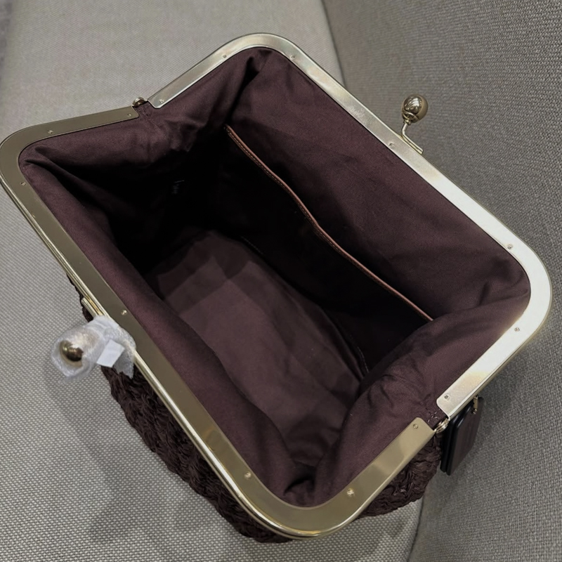 手織りキスロックフレームショルダーラフィアビーチバッグ女性用 - Women Bags On Sale のレビューと価格