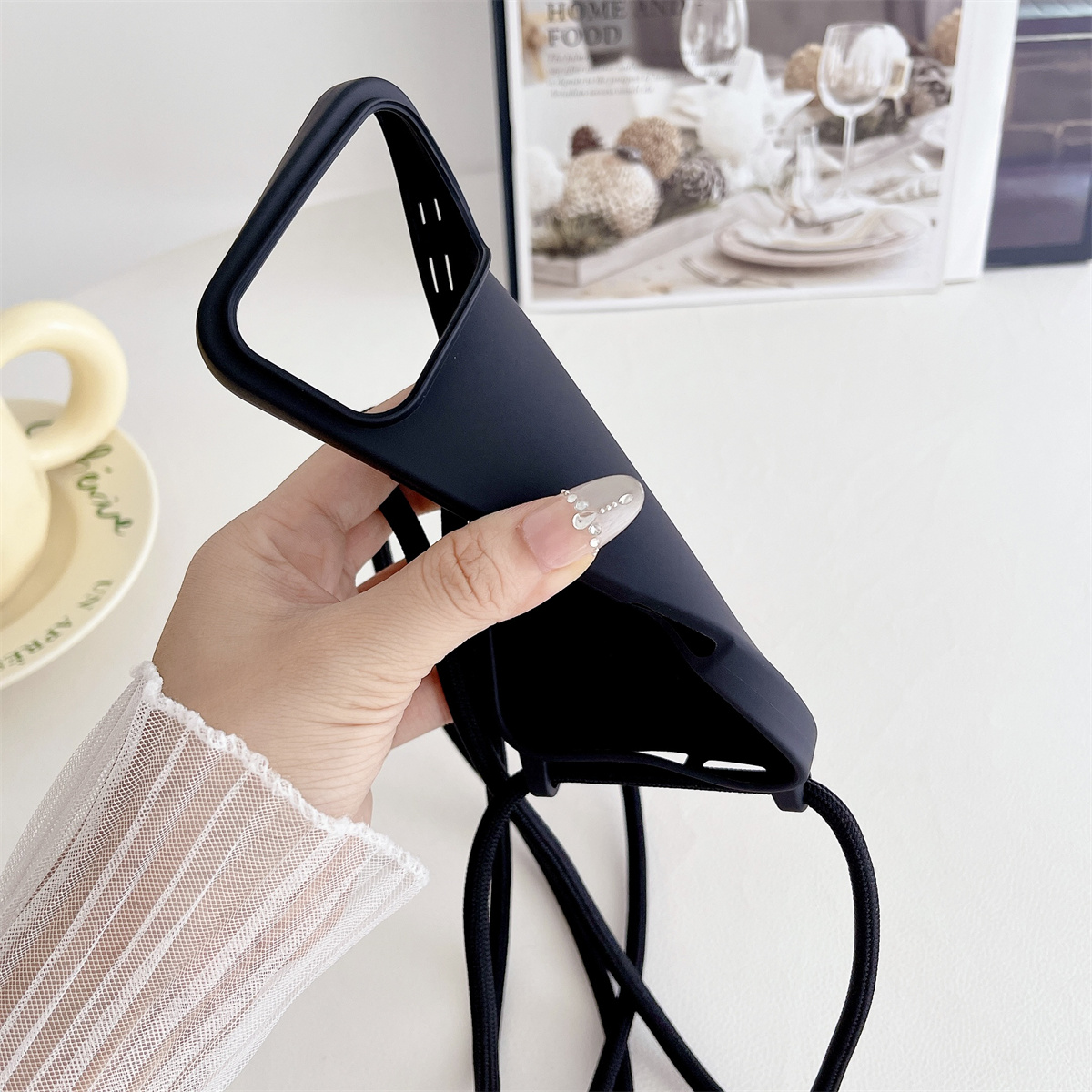 iPhone 17 Air、16、15、14 Plus、13 - Phone Bag Crossbody のレビューと価格