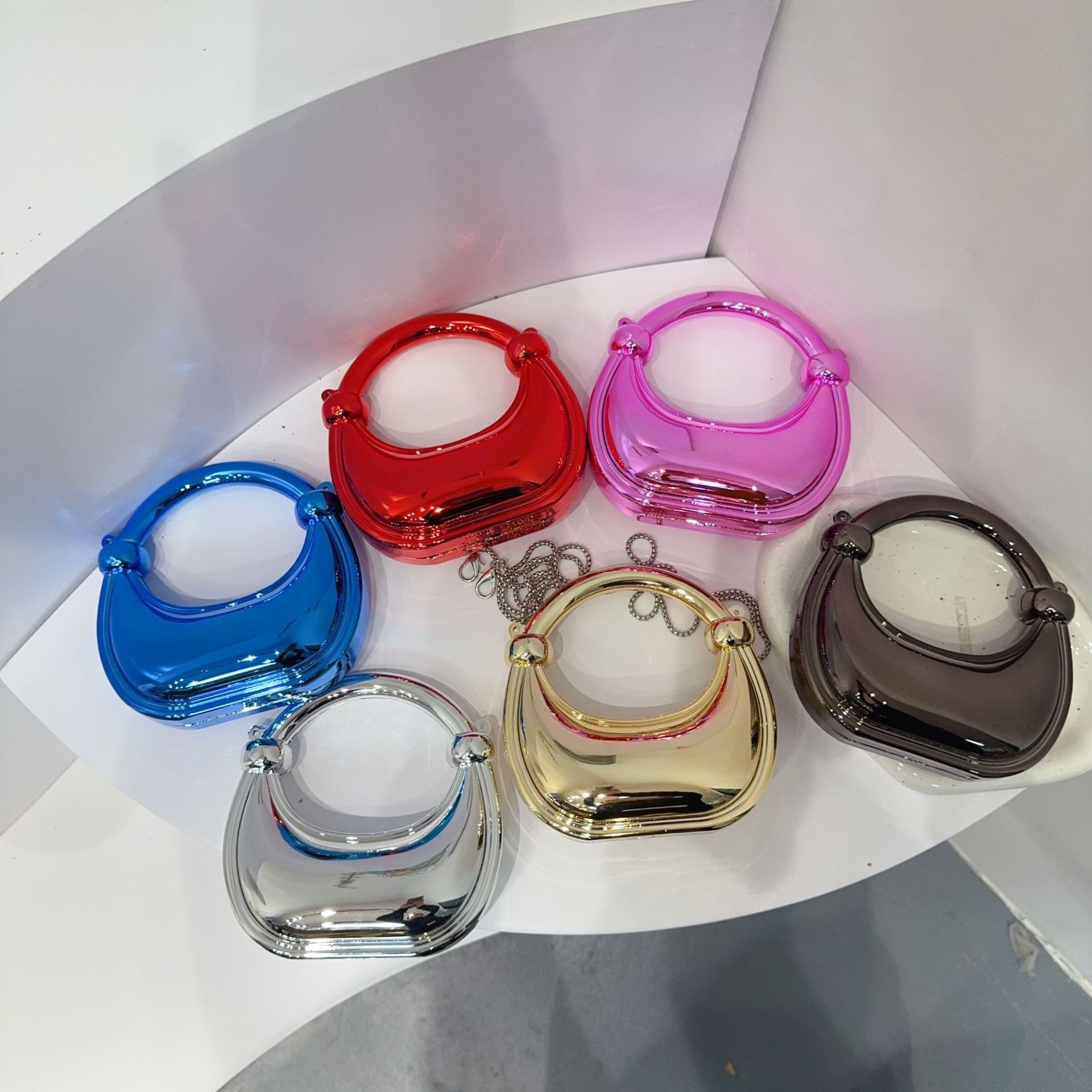 ミニゴールデンイブニングバッグ財布とハンドバッグ高級デザイナ - Women Bags On Sale のレビューと価格