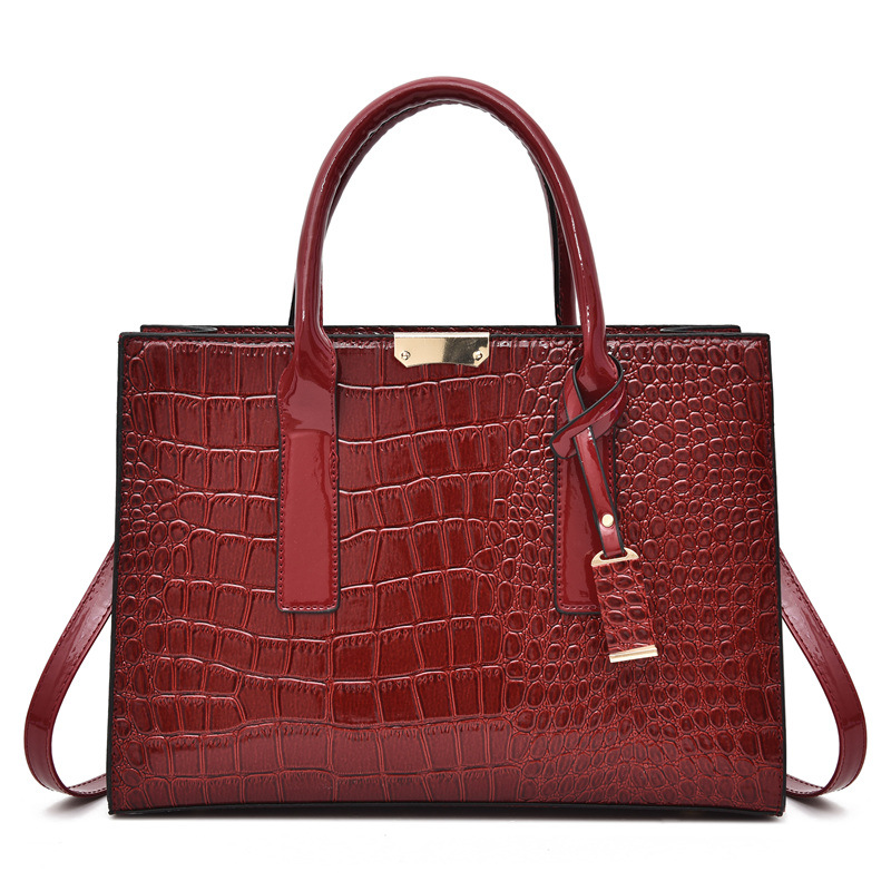 トートサック ヴィンテージ クロコダイル柄 パテントレザー  - Women'S Kipling Bags のレビューと価格