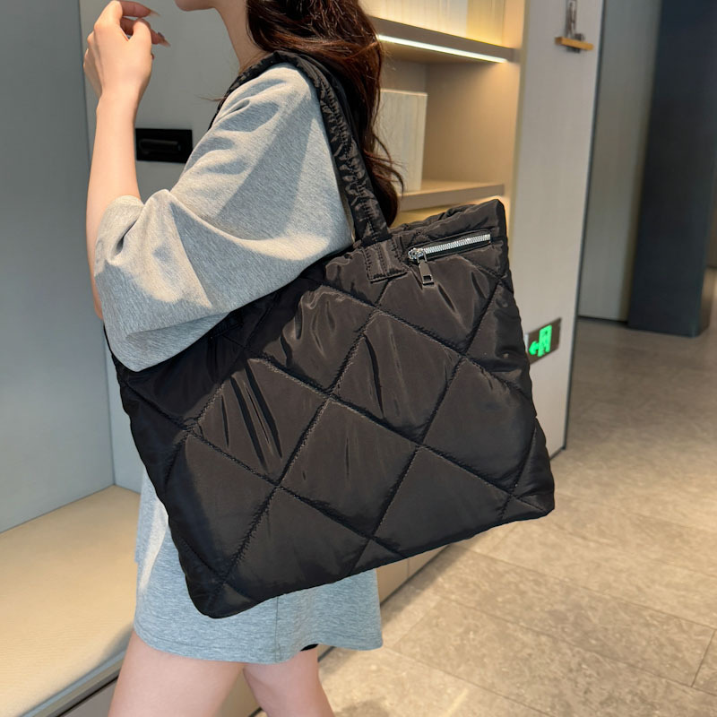 女性用新型フィットネスバッグ、通勤に多用途、大容量ショルダー - Women'S Kipling Bags のレビューと価格