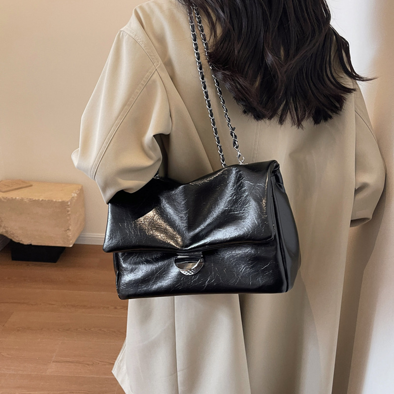 ニューレトロシンプル大容量脇下トートバッグ レディース 可愛 - Women'S Kipling Bags のレビューと価格